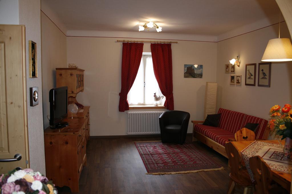 Casa Basilio Lejlighed Predazzo Værelse billede