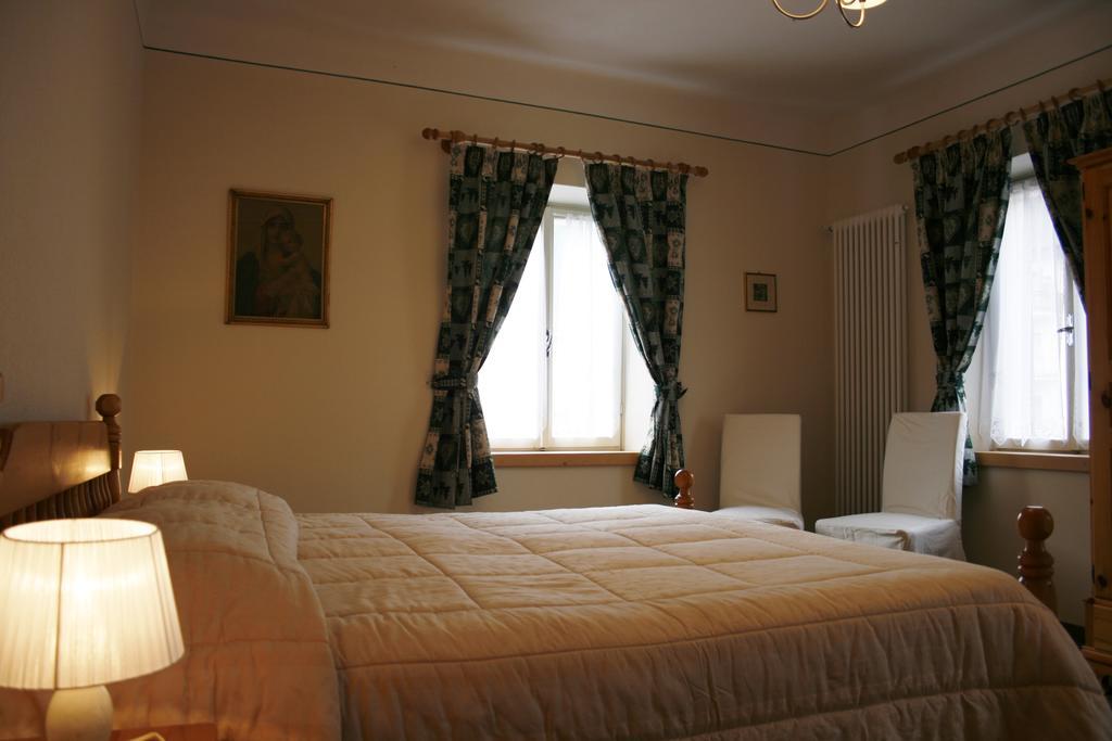 Casa Basilio Lejlighed Predazzo Værelse billede